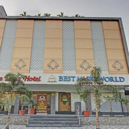 Treebo The Boss Hotel Raipur  Exterior photo
