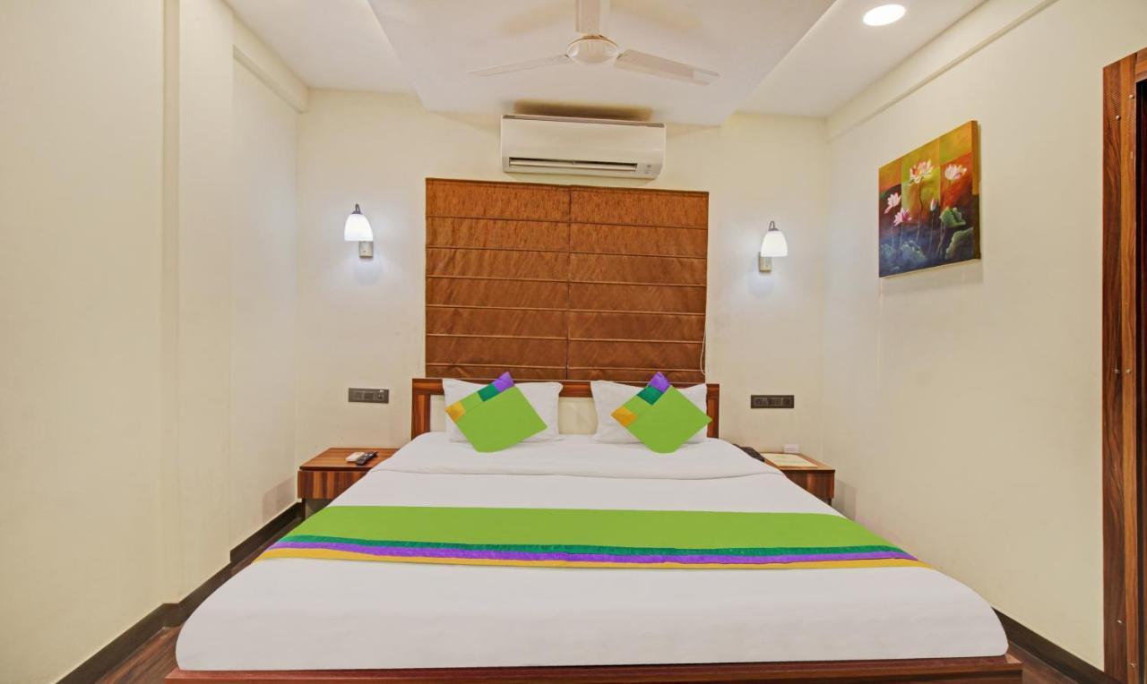 Treebo The Boss Hotel Raipur  Exterior photo